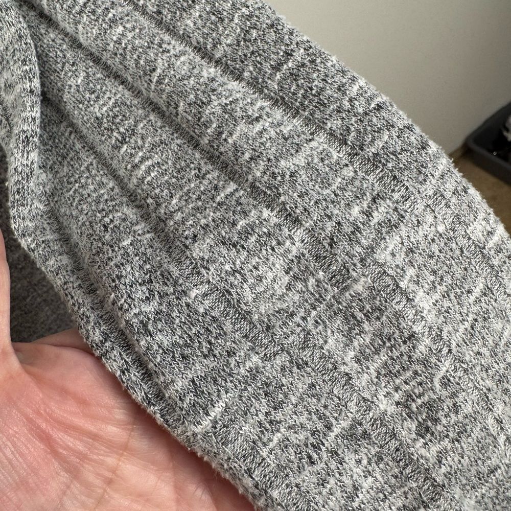Cato Heather Gray Knit Top - Picture 5 of 5